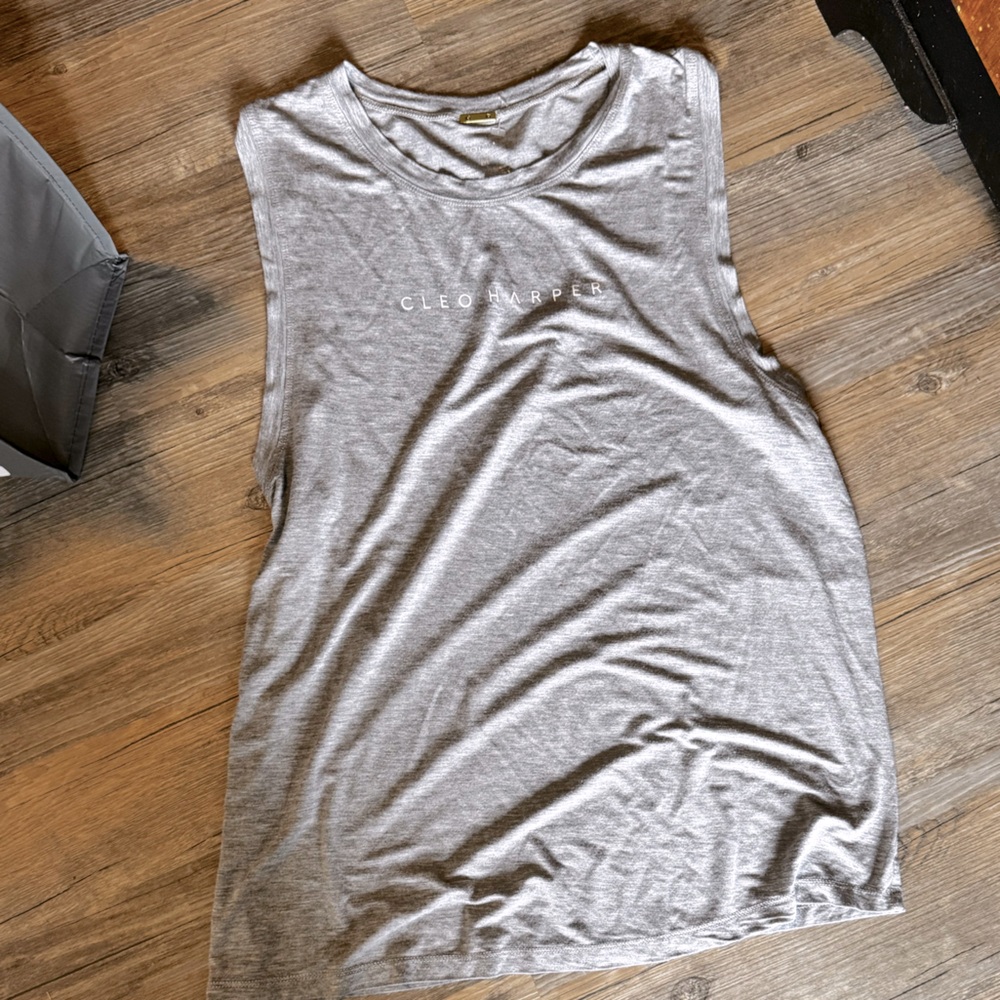 Great condition. Great workout top